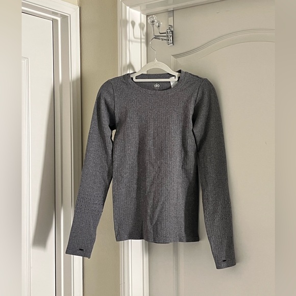 Alo Yoga Exhale Long Sleeve Top Shirt Gray, women’s size Medium - Picture 8 of 8